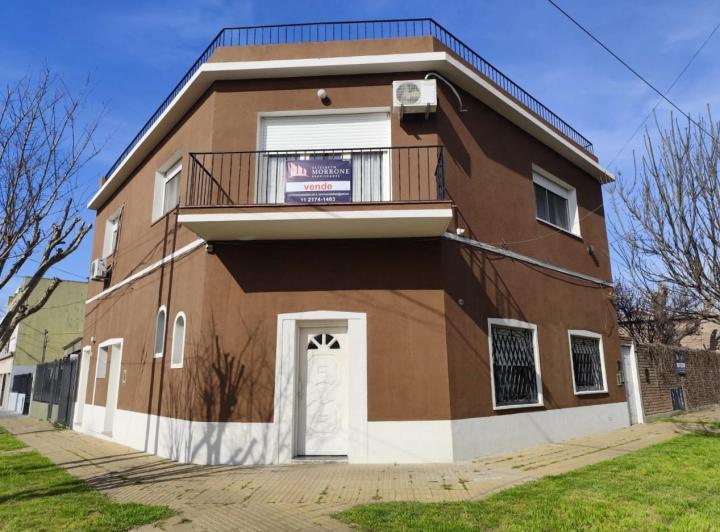 Casa · 214m² · 3 Ambientes