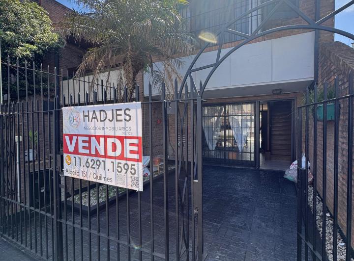 Casa · 120m² · 4 Ambientes · 1 Cochera