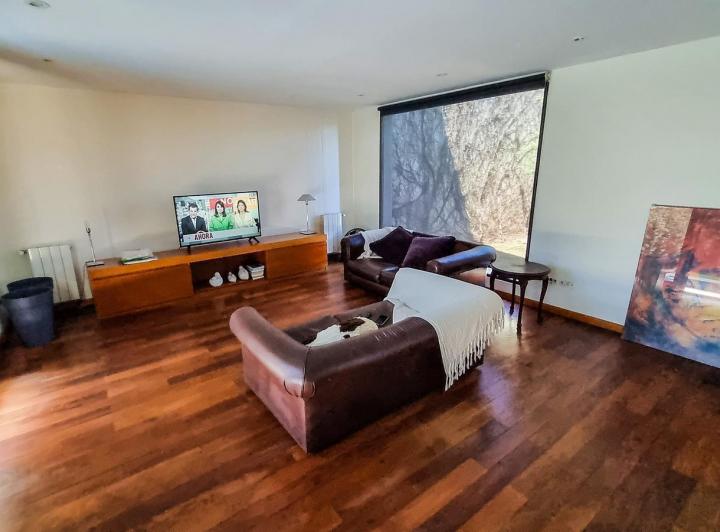 Casa · 170m² · 5 Ambientes · 1 Cochera