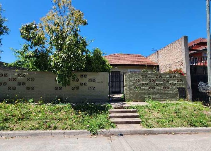 Casa · 140m² · 5 Ambientes
