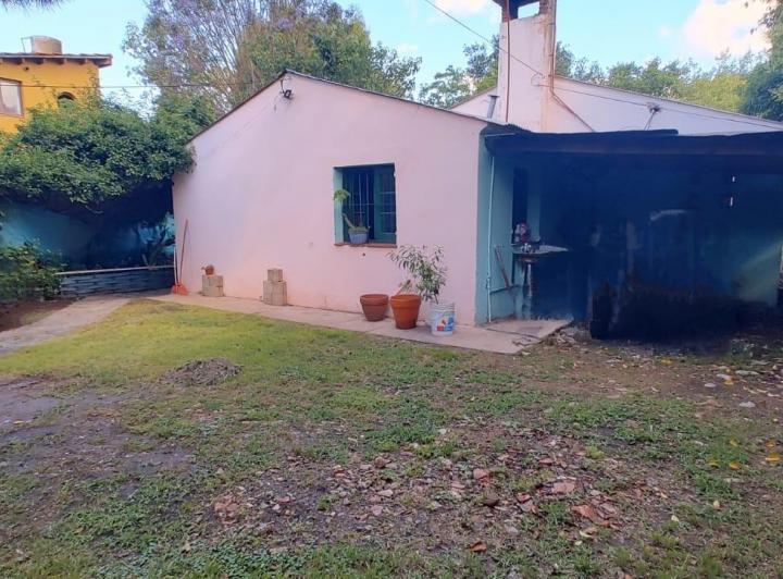 Casa · 600m² · 3 Ambientes · 1 Cochera