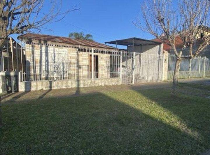 Casa · 175m² · 4 Ambientes · 1 Cochera