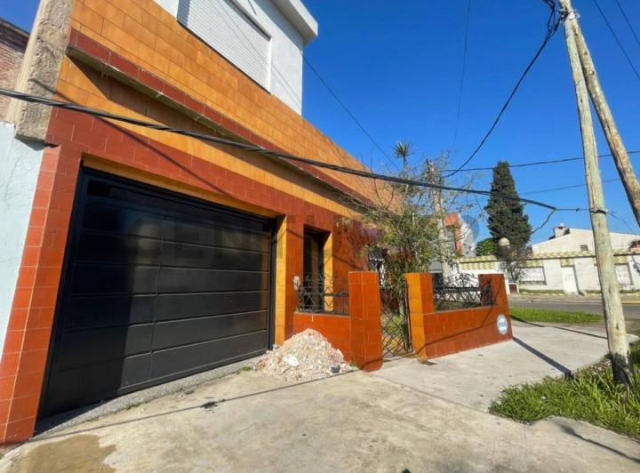 Casa · 104m² · 5 Ambientes