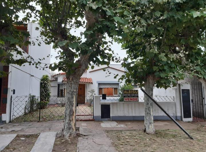 Casa · 116m² · 3 Ambientes · 2 Cocheras