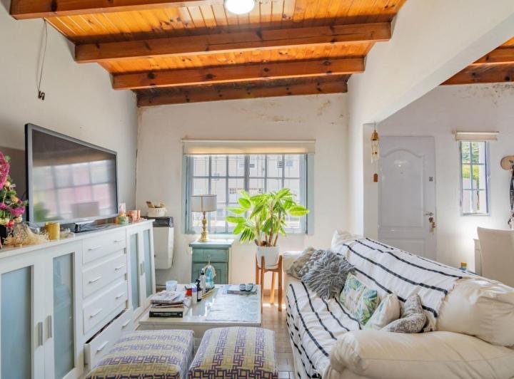 Casa · 180m² · 4 Ambientes · 1 Cochera