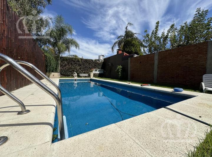 Casa · 125m² · 3 Ambientes · 1 Cochera