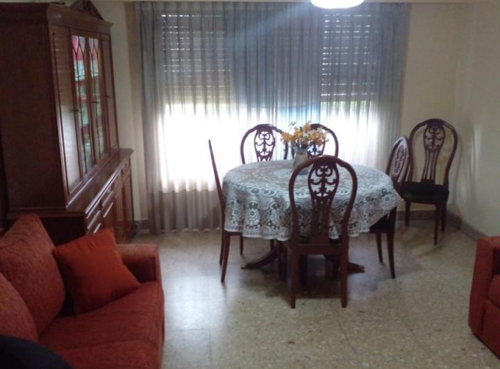 Casa · 112m² · 3 Ambientes · 1 Cochera