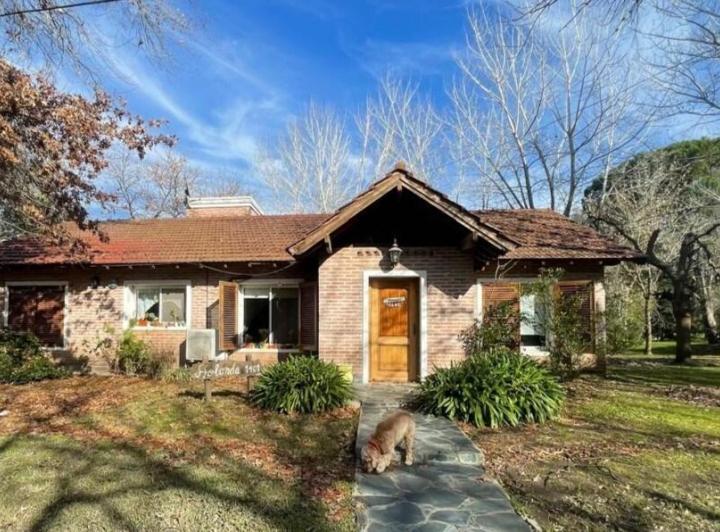 Casa · 150m² · 4 Ambientes · 1 Cochera