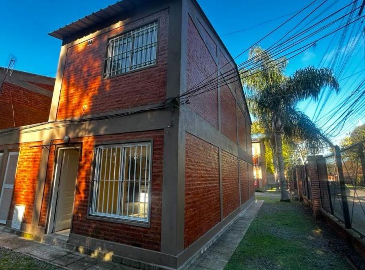 Casa · 47m² · 3 Ambientes · 1 Cochera