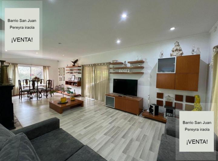 Casa · 396m² · 4 Ambientes · 2 Cocheras