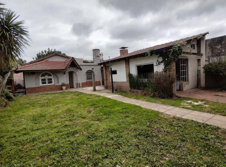 Casa · 50m² · 3 Ambientes · 1 Cochera