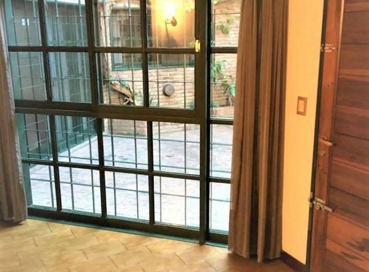 Casa · 200m² · 4 Ambientes
