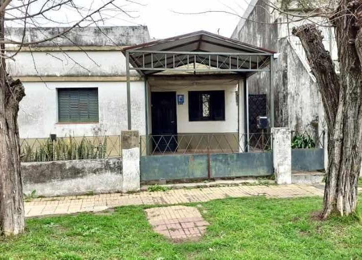 Casa · 11111m² · 4 Ambientes · 1 Cochera