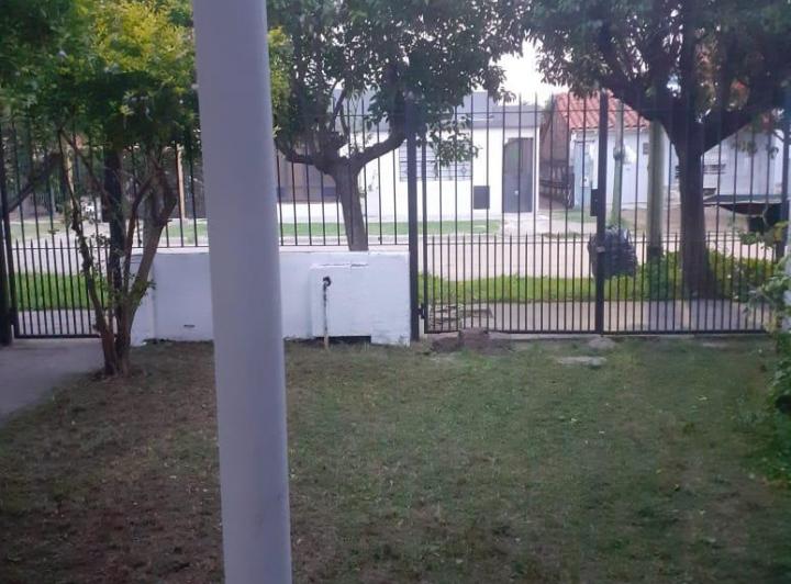 Casa · 70m² · 4 Ambientes · 3 Cocheras