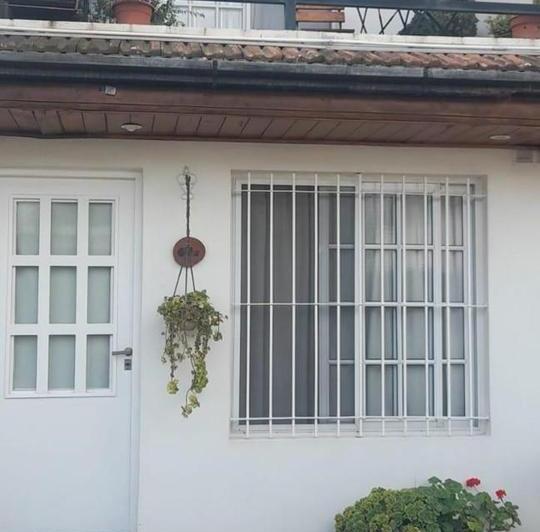 Casa · 90m² · 4 Ambientes · 1 Cochera