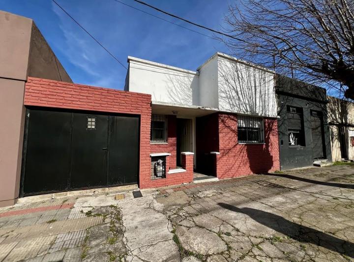 Casa · 185m² · 4 Ambientes · 1 Cochera