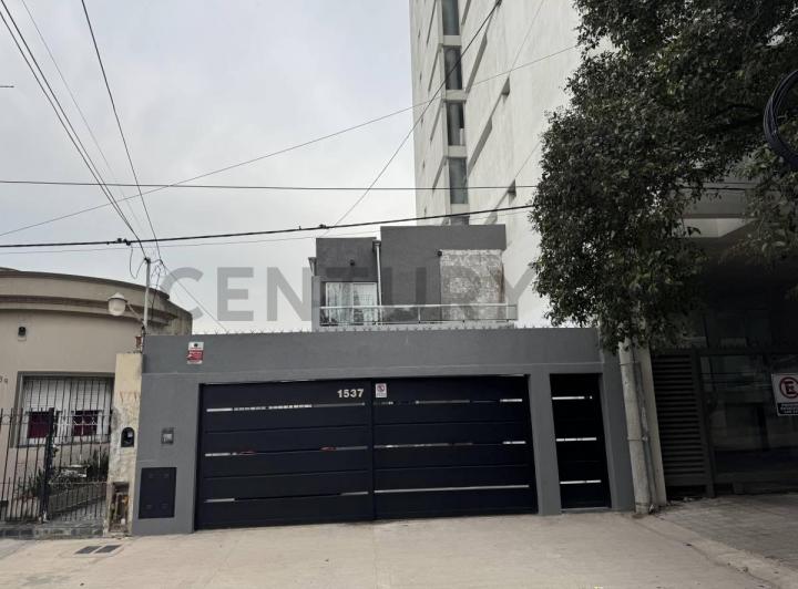 Casa · 150m² · 4 Ambientes · 2 Cocheras