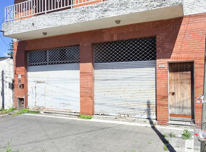 Casa · 135m² · 5 Ambientes · 2 Cocheras