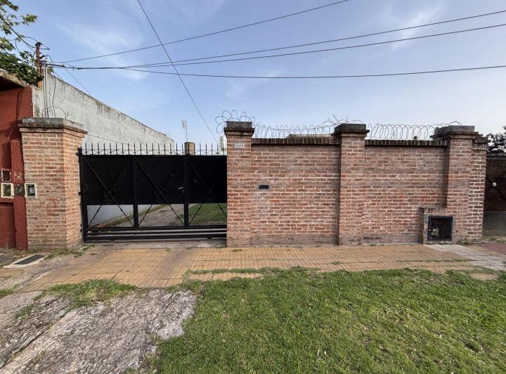 Casa · 100m² · 3 Ambientes · 1 Cochera