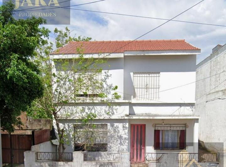 Casa · 477m² · 4 Ambientes · 1 Cochera
