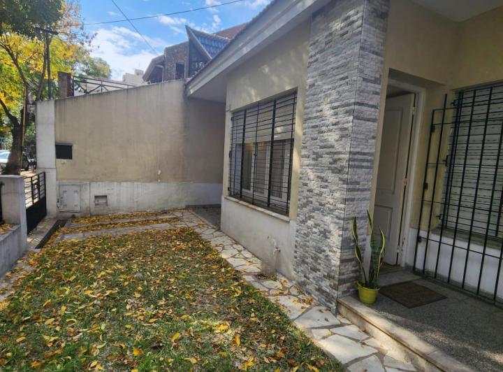 Casa · 100m² · 5 Ambientes · 1 Cochera