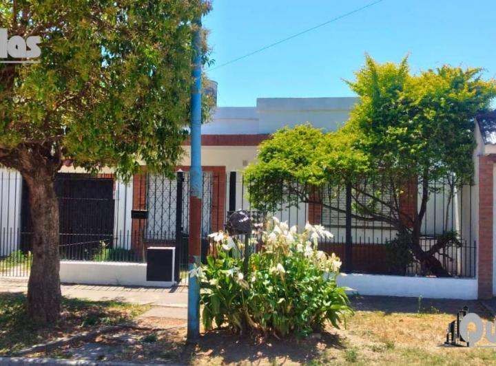 Casa · 120m² · 3 Ambientes · 1 Cochera