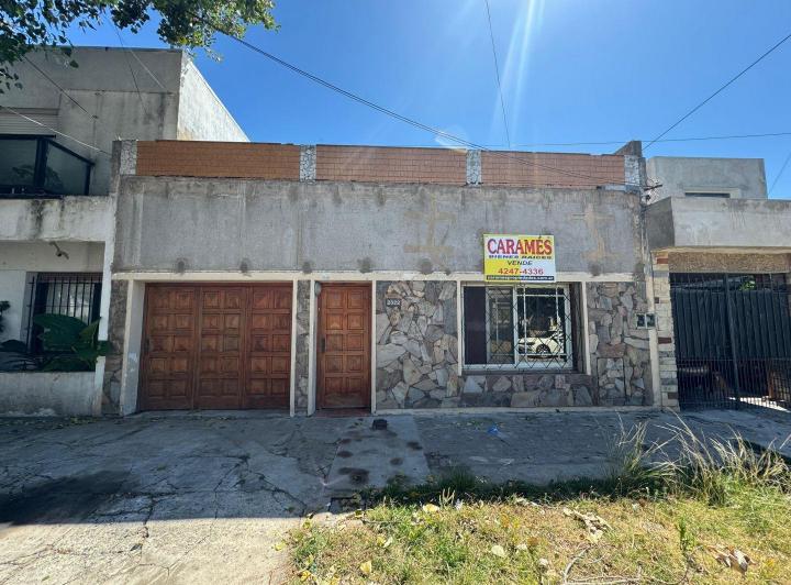 Casa · 105m² · 4 Ambientes · 1 Cochera