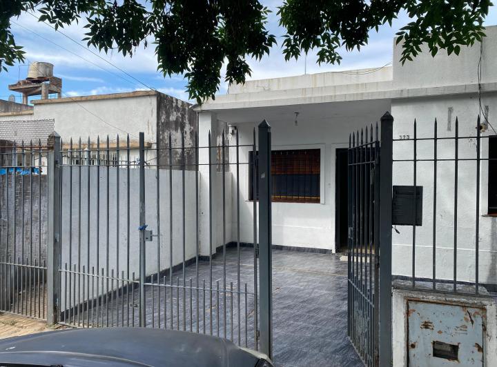 Casa · 100m² · 4 Ambientes · 1 Cochera