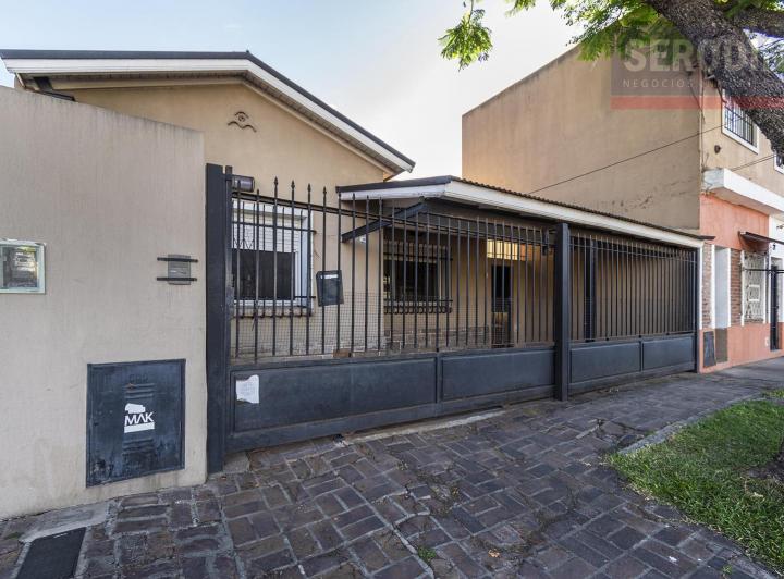 Casa · 126m² · 3 Ambientes · 1 Cochera