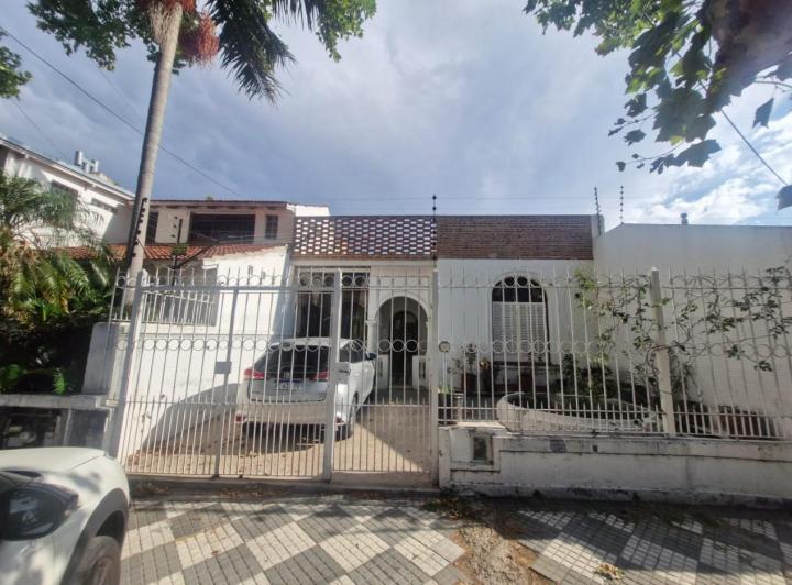 Casa · 153m² · 5 Ambientes