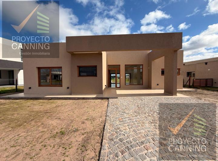 Casa · 143m² · 4 Ambientes · 1 Cochera