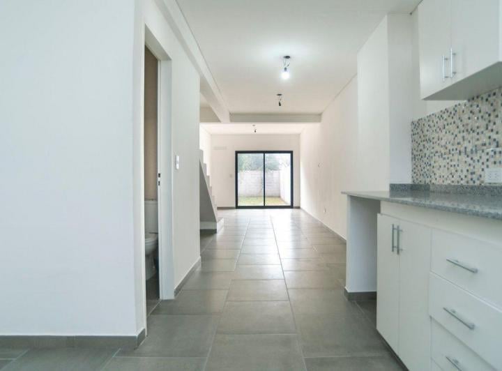 Casa · 71m² · 3 Ambientes · 1 Cochera