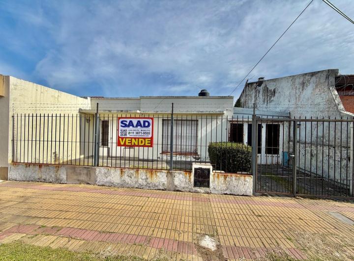 Casa · 70m² · 3 Ambientes · 1 Cochera