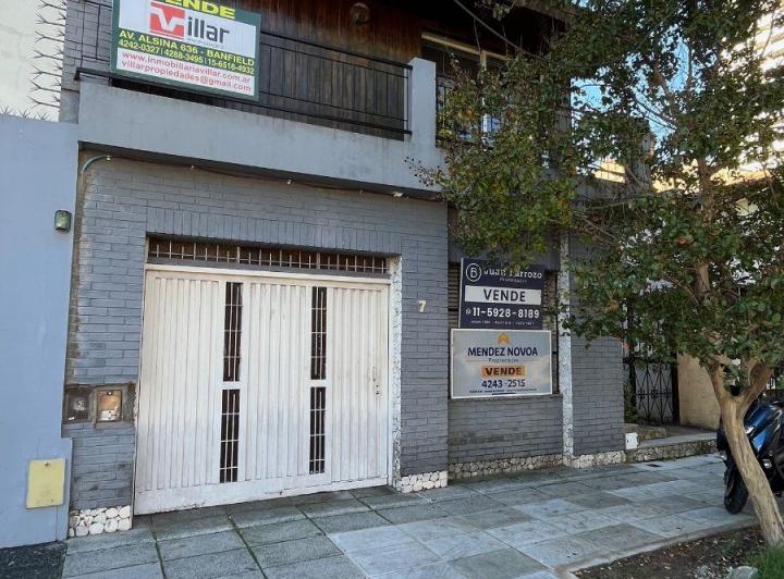 Casa · 124m² · 4 Ambientes · 1 Cochera