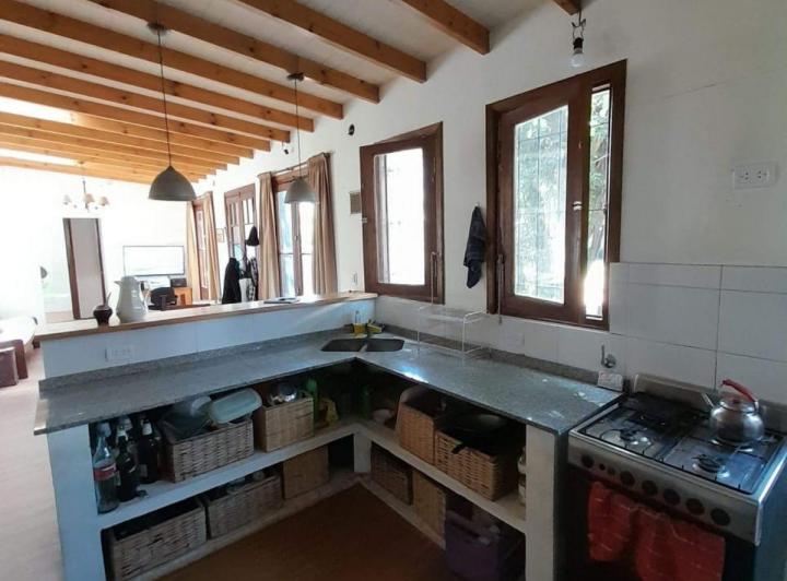 Casa · 72m² · 2 Ambientes · 3 Cocheras