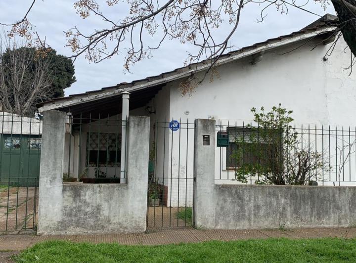 Casa · 440m² · 3 Dormitorios · 1 Cochera