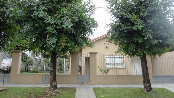 Casa · 180m² · 5 Ambientes · 2 Cocheras