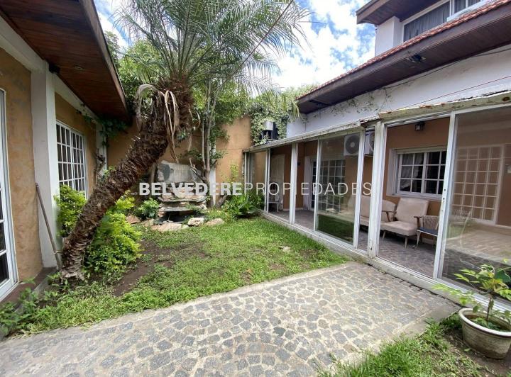 Casa · 120m² · 4 Ambientes · 2 Cocheras