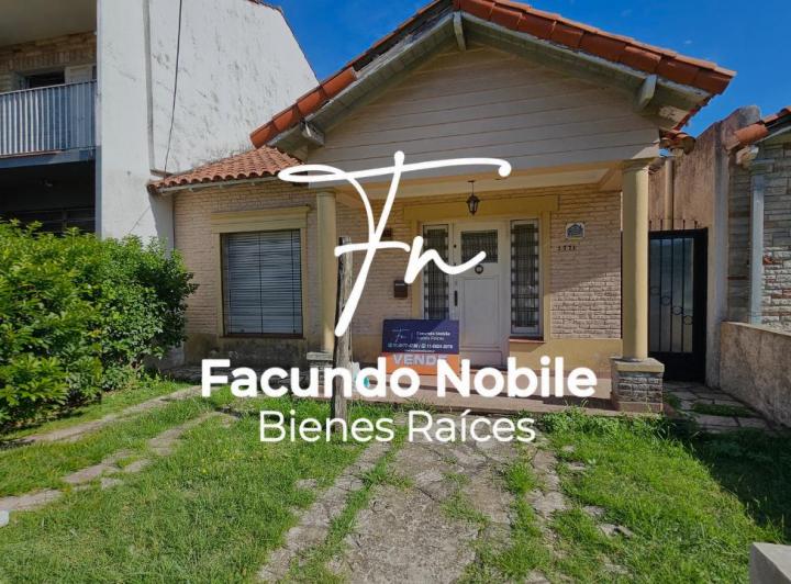Casa · 110m² · 4 Ambientes · 1 Cochera