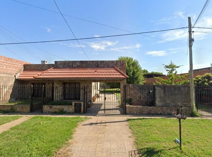 Casa · 150m² · 4 Ambientes · 2 Cocheras