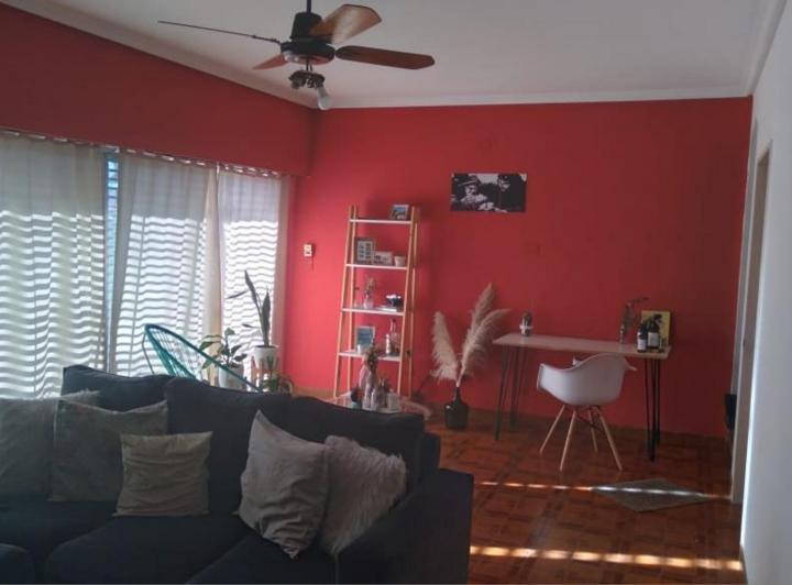 Casa · 90m² · 3 Ambientes · 2 Cocheras