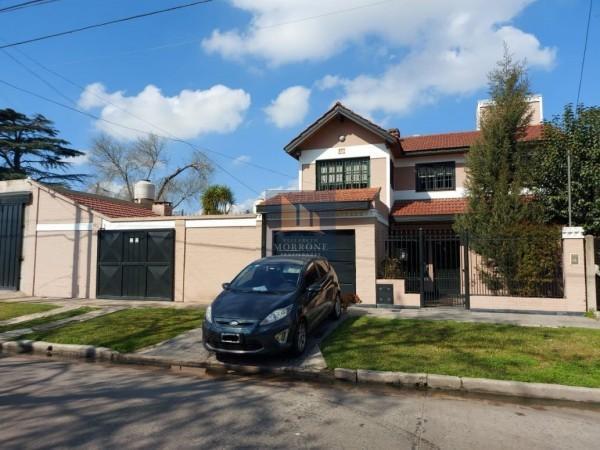Casa · 160m² · 3 Dormitorios