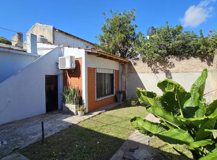 Casa · 250ha · 4 Ambientes · 1 Cochera