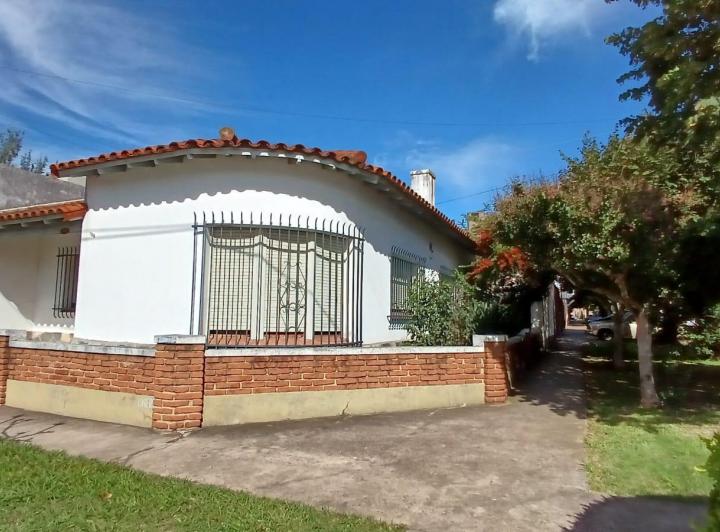 Casa · 83m² · 3 Ambientes