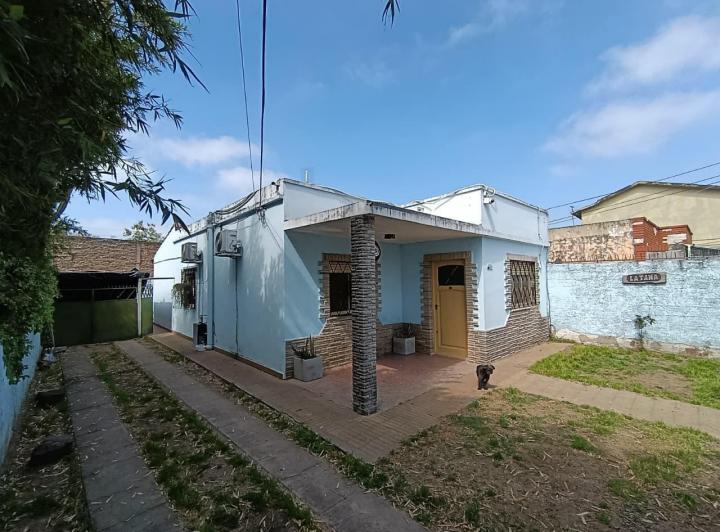 Casa · 88m² · 4 Ambientes · 2 Cocheras