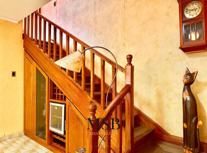 Casa · 184m² · 4 Ambientes · 1 Cochera
