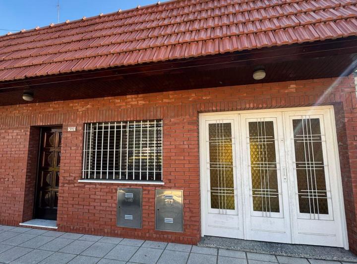 Casa · 150m² · 3 Ambientes · 1 Cochera
