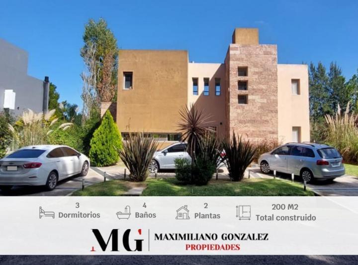 Casa · 200m² · 4 Ambientes