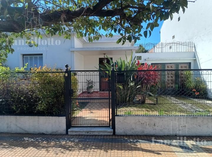 Casa · 164m² · 3 Ambientes · 1 Cochera