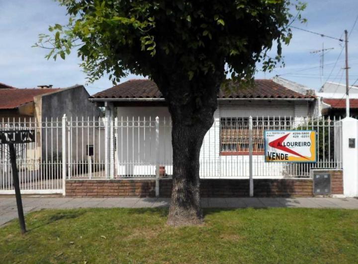 Casa · 95m² · 3 Ambientes · 2 Cocheras